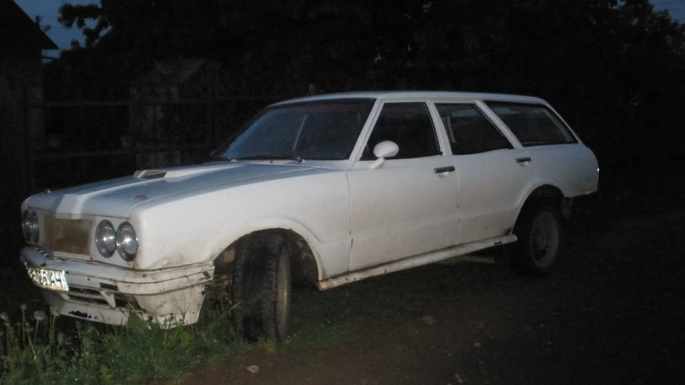 Ford Taunus робочий конячок з сюрпрі 3