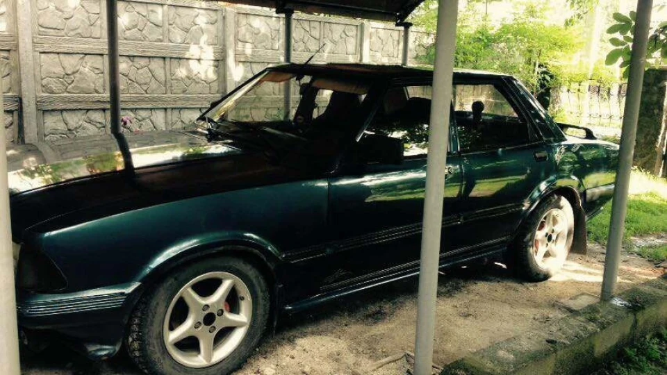 Ford Taunus Синій перламутр 3