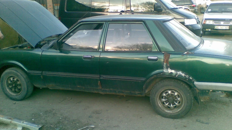 Ford Taunus зелений металік 2