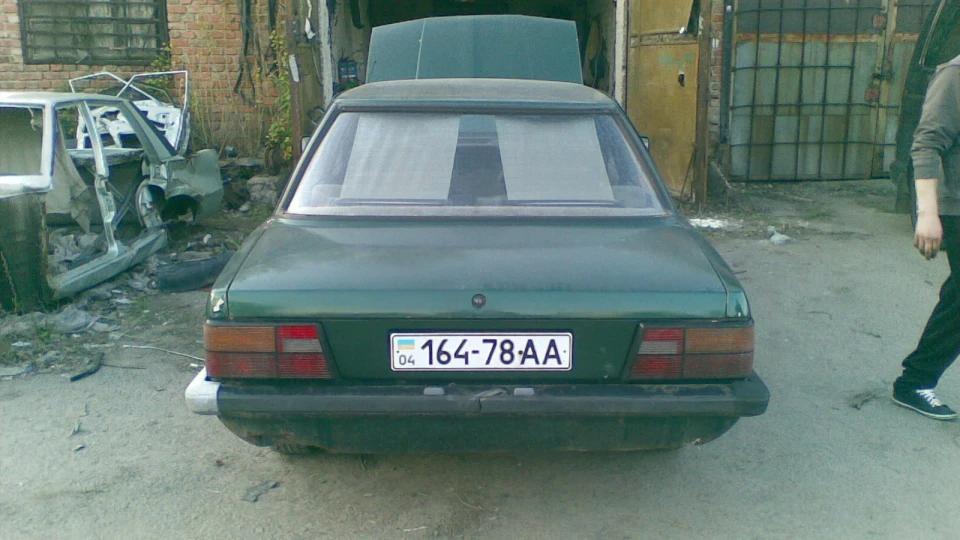 Ford Taunus зелений металік 3