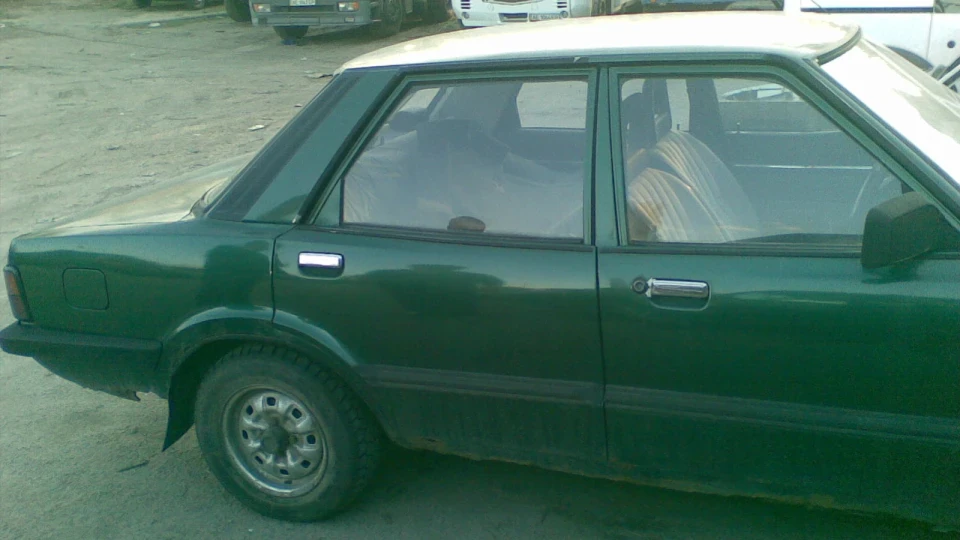 Ford Taunus зелений металік 5