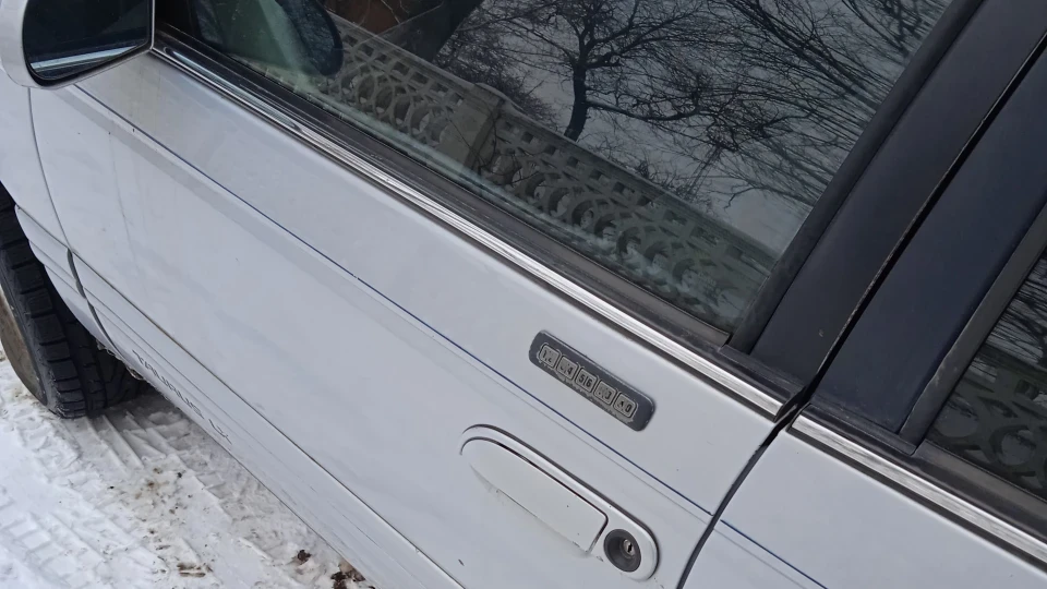 Ford Taurus 3