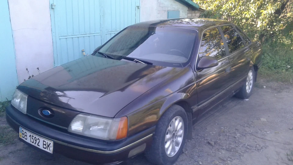 Ford Taurus 3.0 V6 2