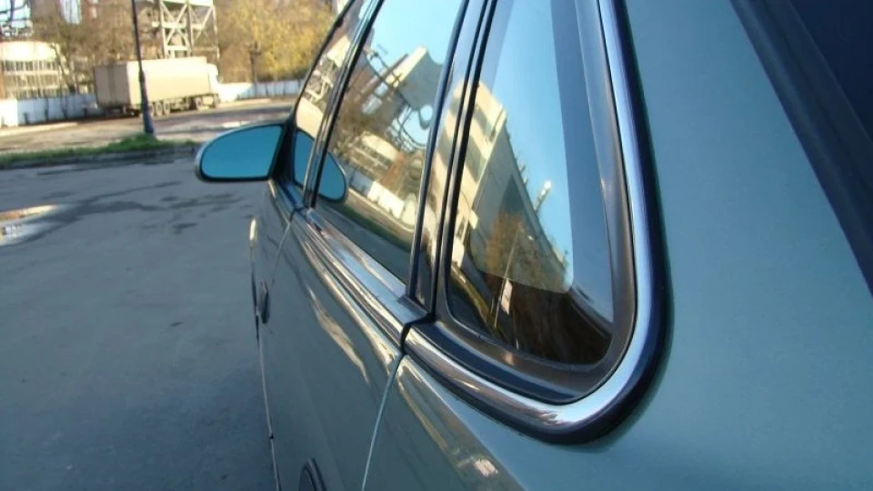 Ford Taurus LX 5