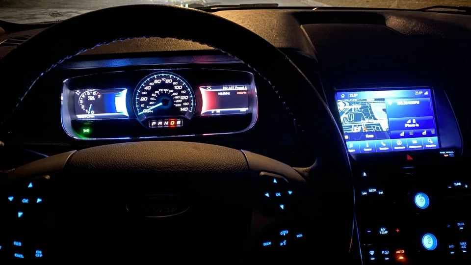 Ford Taurus Sel awd alcohoic 4
