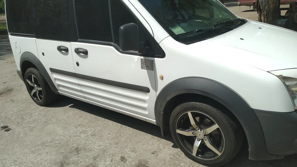 Ford Transit Connect 1.8 TDCI R2PA 4