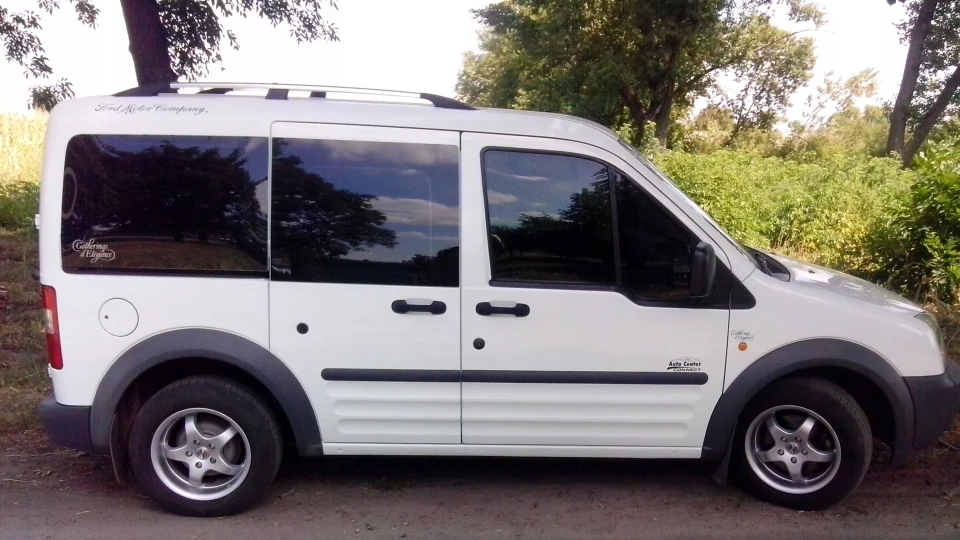 Ford Transit Connect 1.8 ТУРБО 3