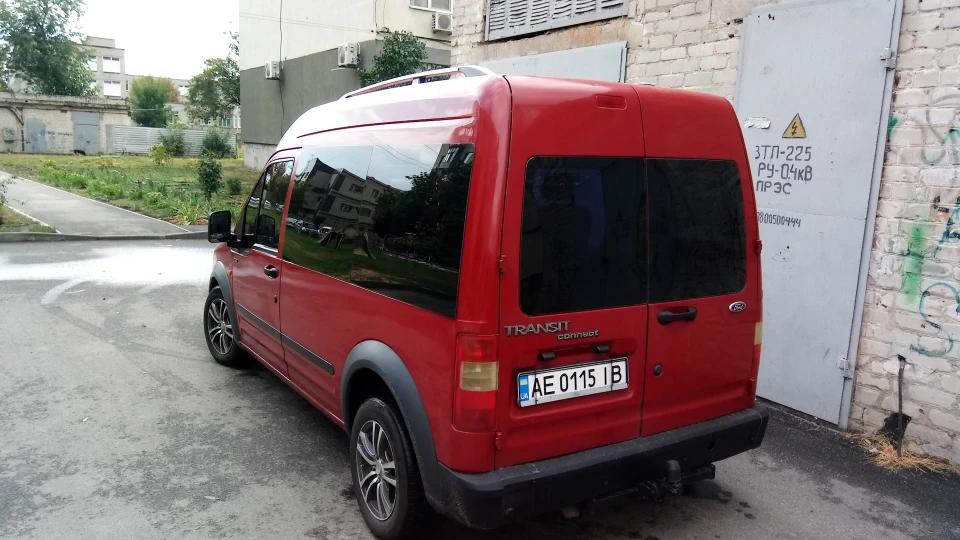 Ford Transit Connect 1.8 turbo 2