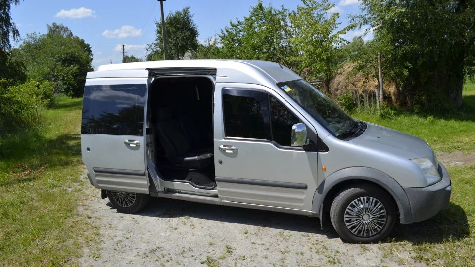 Ford Transit Connect 1.8 4