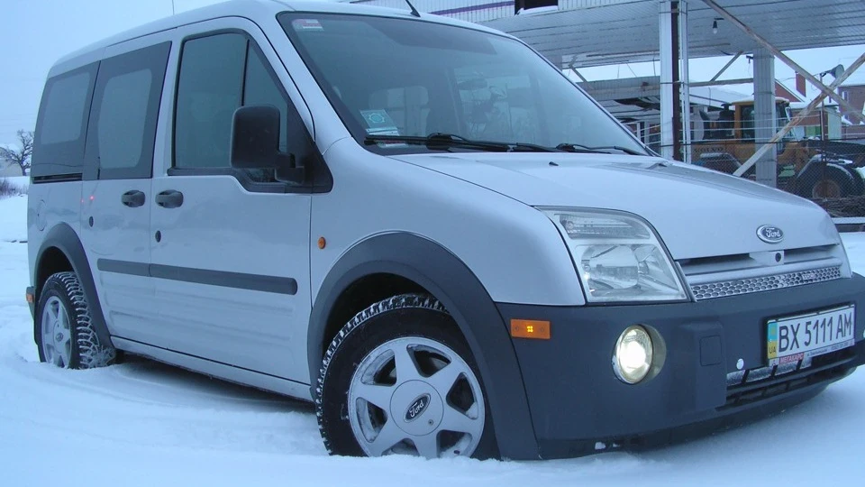 Ford Transit Connect 1.8TDCI SPORT 2
