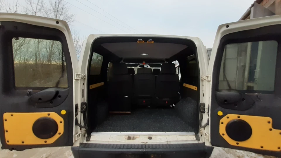 Ford Transit Connect 1.8tddi 3