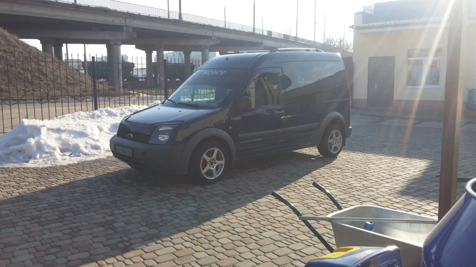 Ford Transit Connect 81kw 110 hp LWB DARK