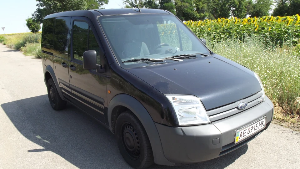 Ford Transit Connect Чорна пантера 3