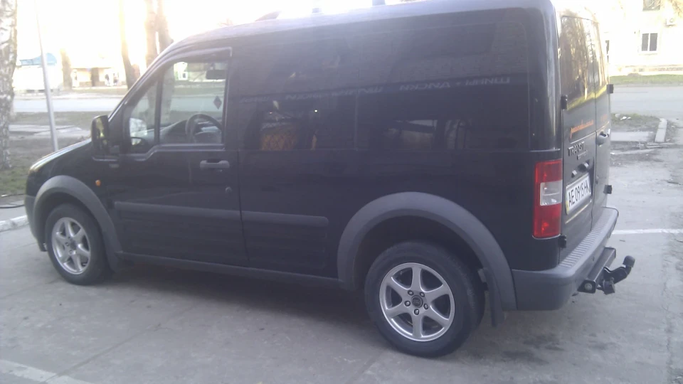 Ford Transit Connect Чорна пантера 4