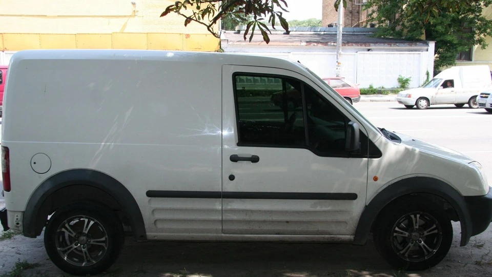Ford Transit Connect *Робочий БТР* 2