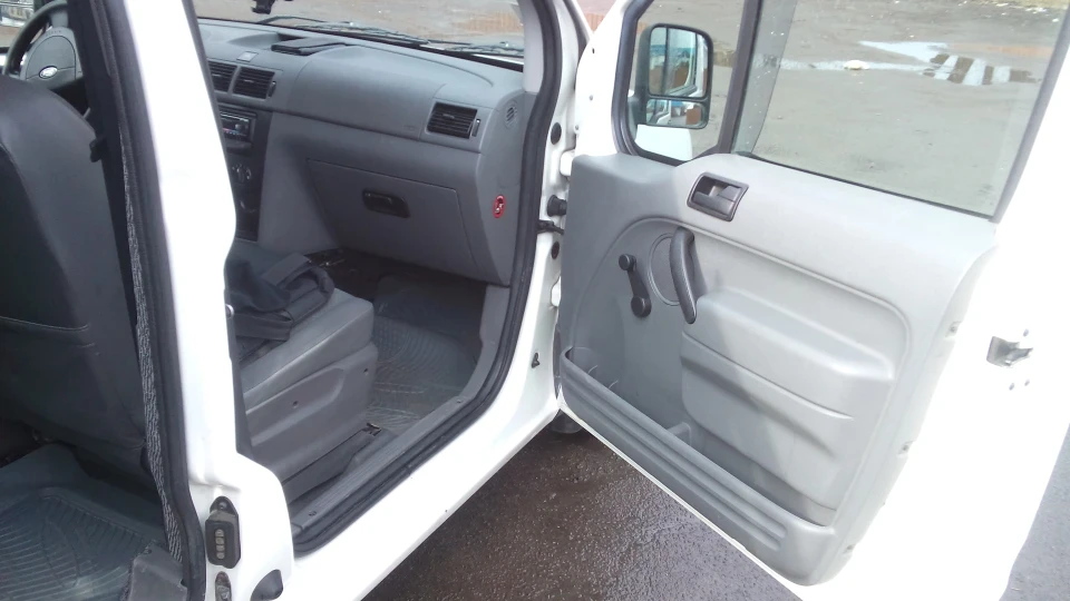 Ford Transit Connect Шприц! 5