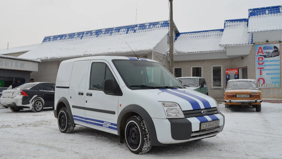 Ford Transit Connect ST-van 4