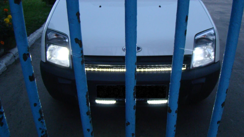 Ford Transit Connect 4