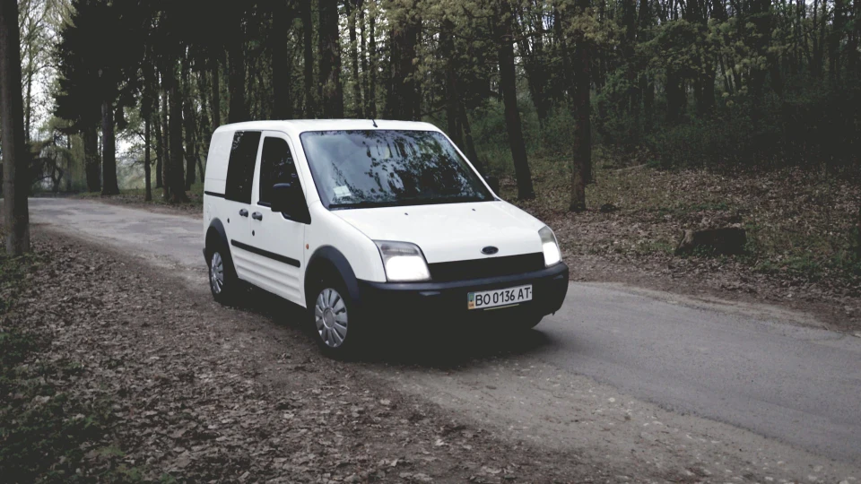 Ford Transit Connect 4