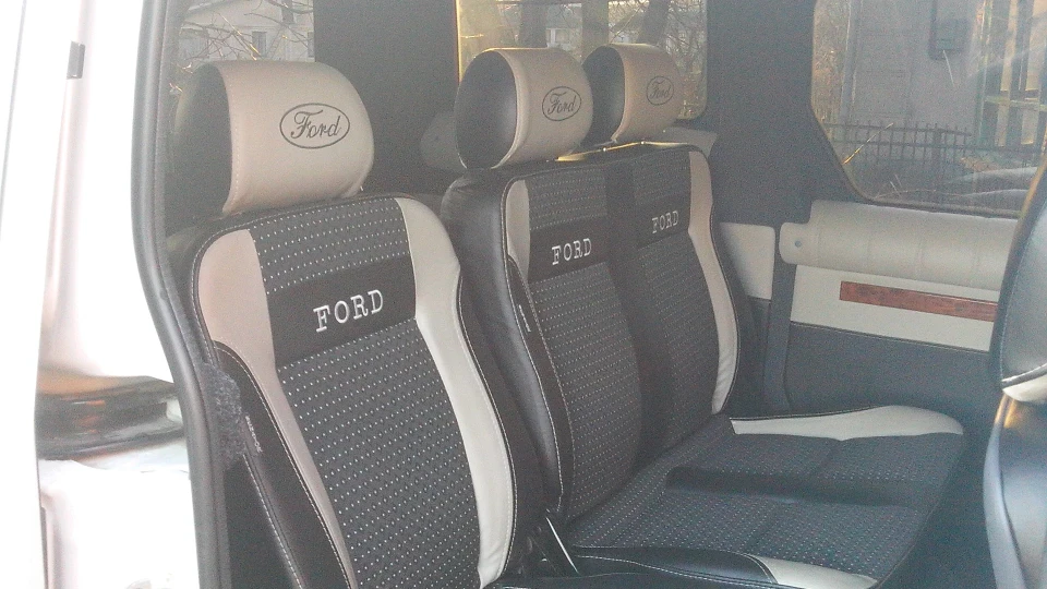 Ford Transit Connect 2