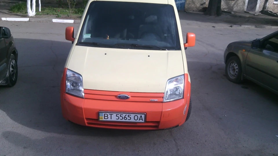 Ford Transit Connect 4