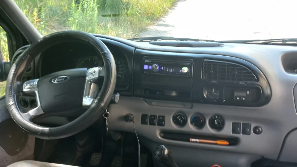 Ford Transit 4