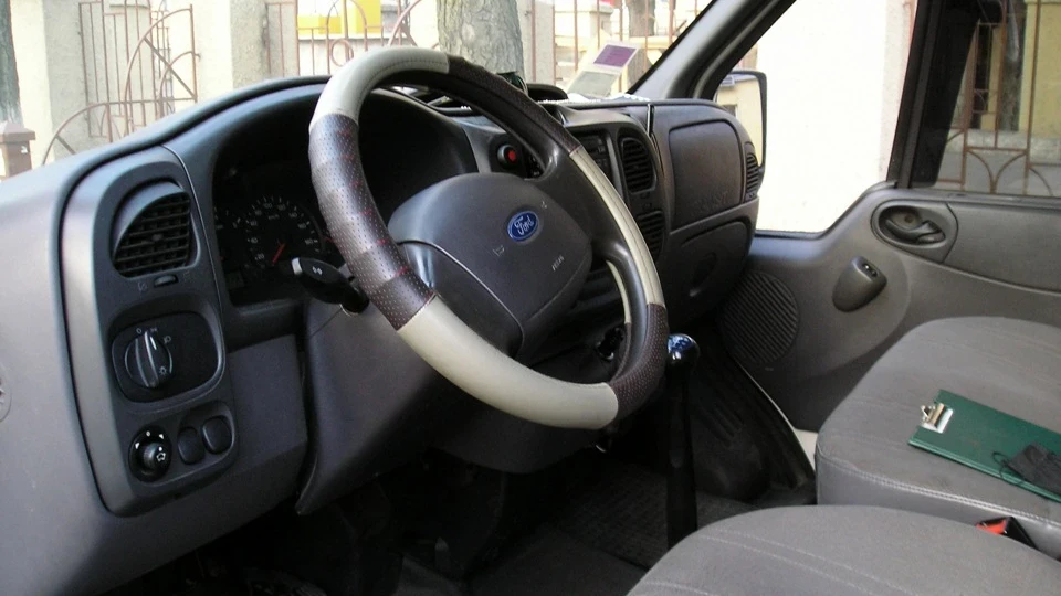 Ford Transit 2.0 DI T260 3