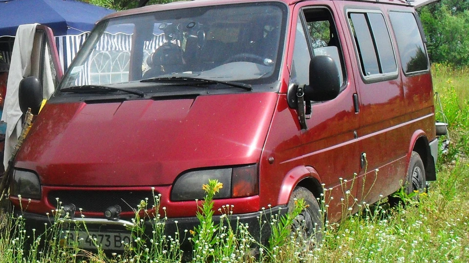 Ford Transit 2.5 дизель 2