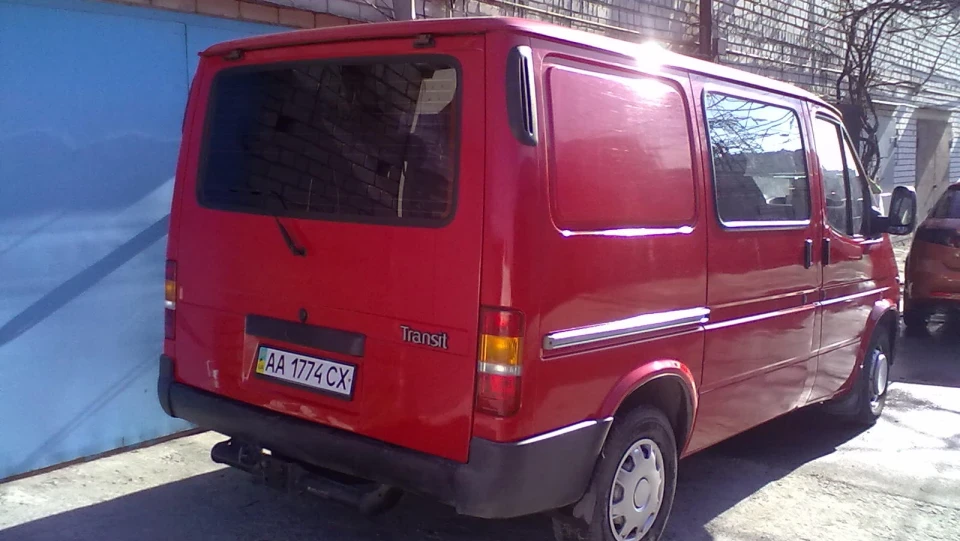 Ford Transit 2,5 TDi Майже МУСТАНГ 2