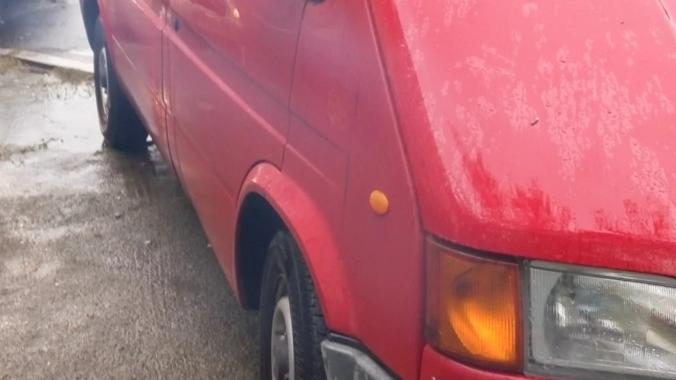 Ford Transit 2.5 TDI 5