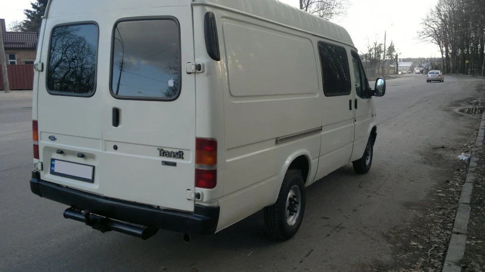 Ford Transit 2.5 Turbo 4