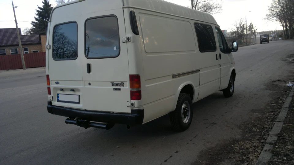 Ford Transit 2.5 Turbo 2