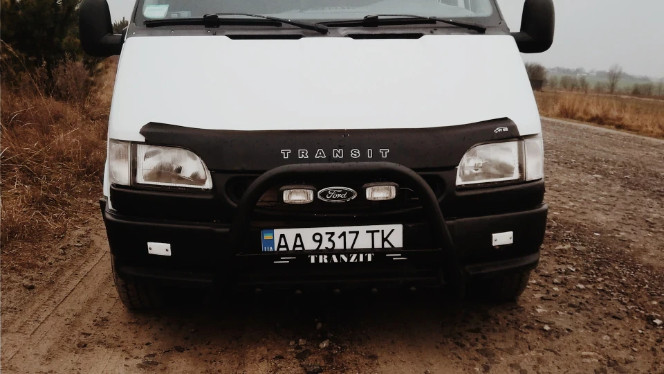 Ford Transit Біле вітрило