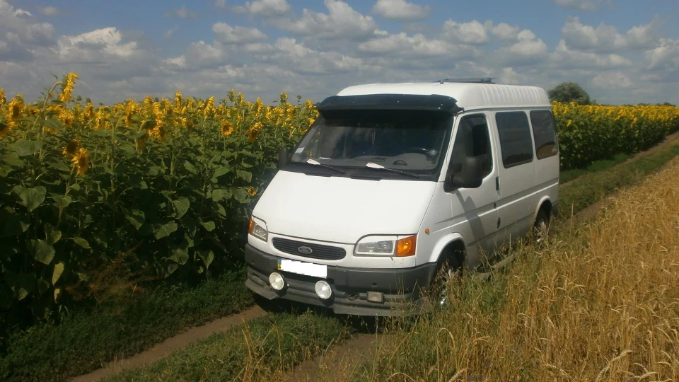Ford Transit бензин 4