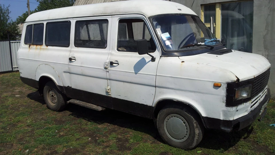 Ford Transit Дизель об'єм 2.4 3