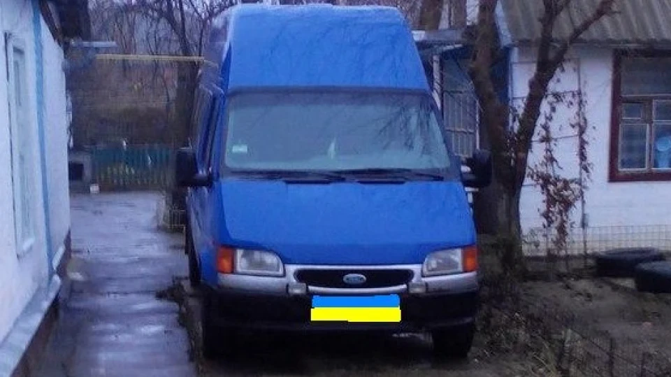 Ford Transit довгий, здоровий 2,5 ТД