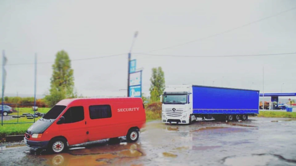 Ford Transit Червоний, 2,5 2