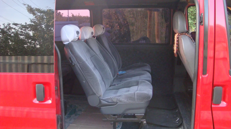 Ford Transit Червоний хром) 5