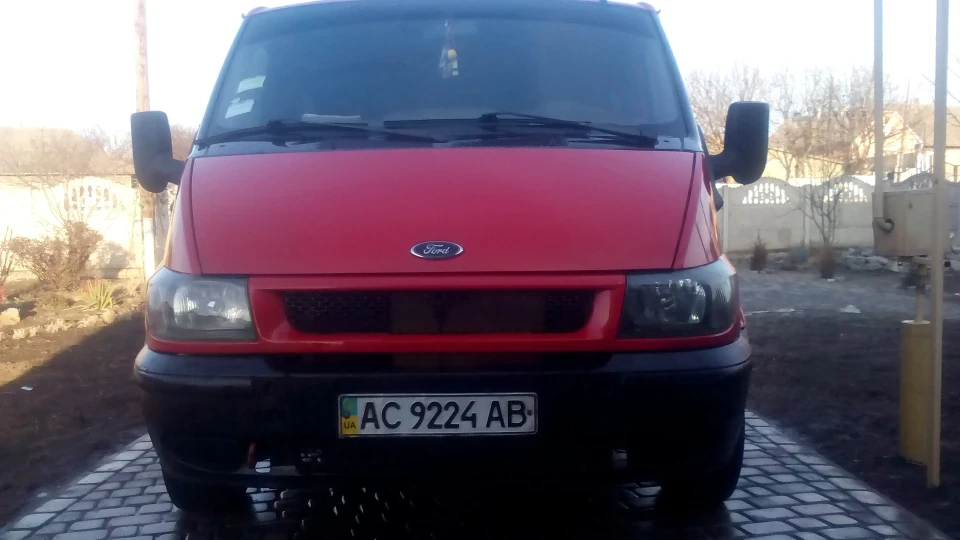 Ford Transit маленький трактор 2