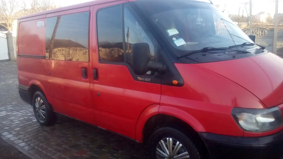 Ford Transit маленький трактор 3