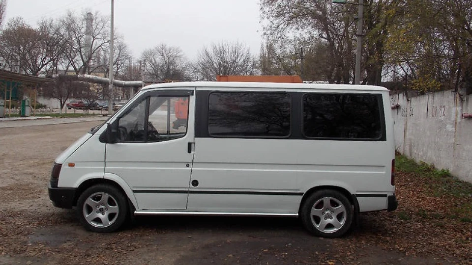 Ford Transit MULTIVAN 3
