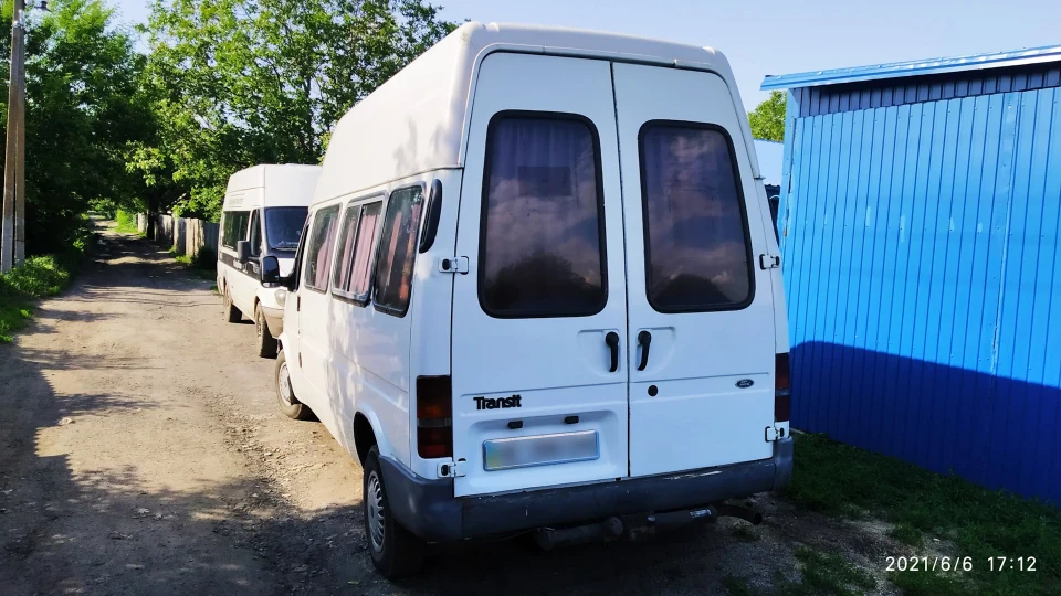 Ford Transit Пасажир 2