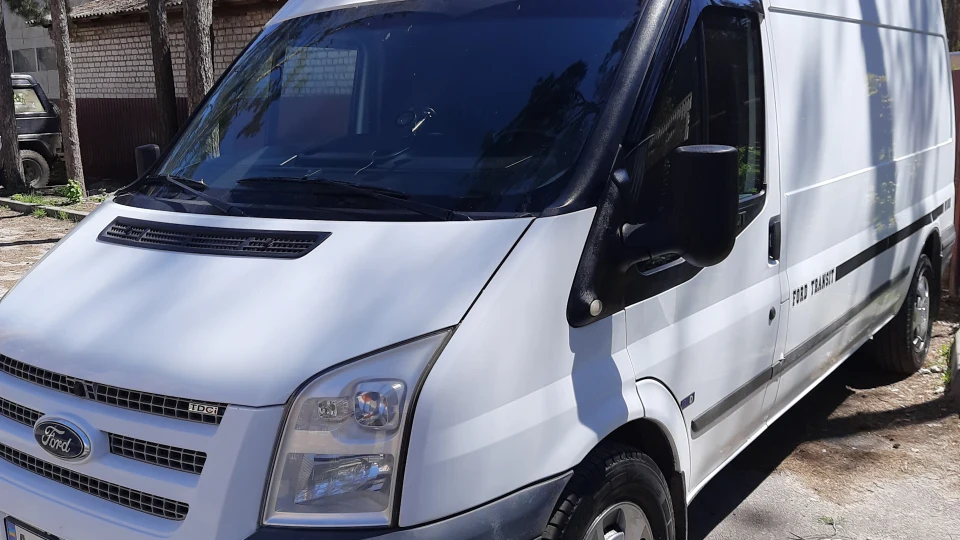 Ford Transit Холодний білий 2.2 3