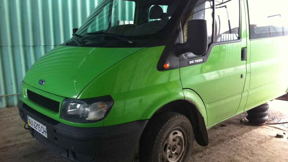 Ford Transit зелений крокодильчик 3
