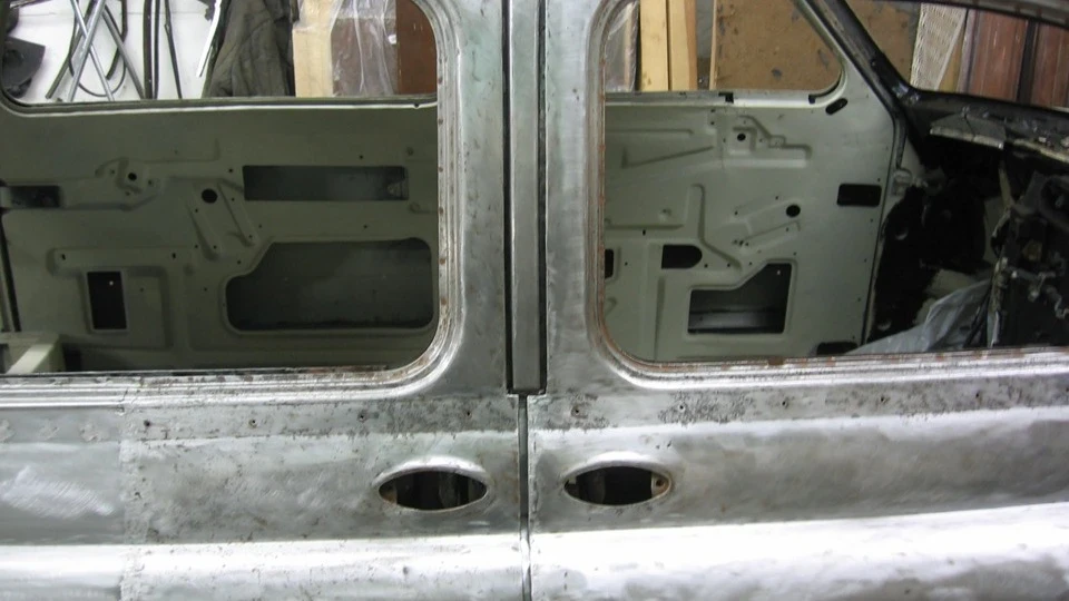 ГАЗ 12 довгий, V8. 3