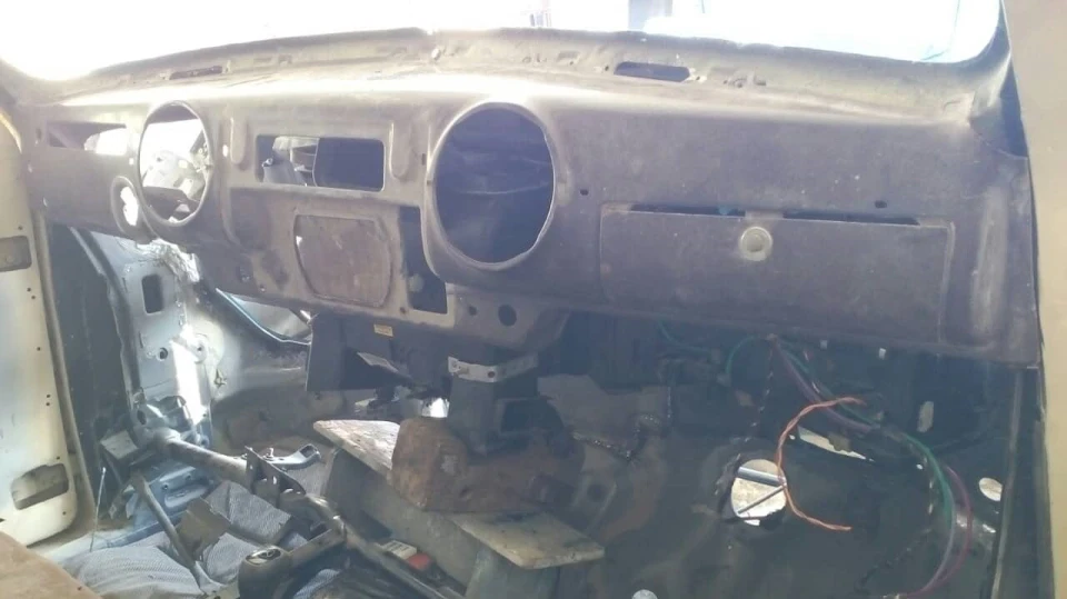 ГАЗ 12 ЗІМ 2.3 компресор