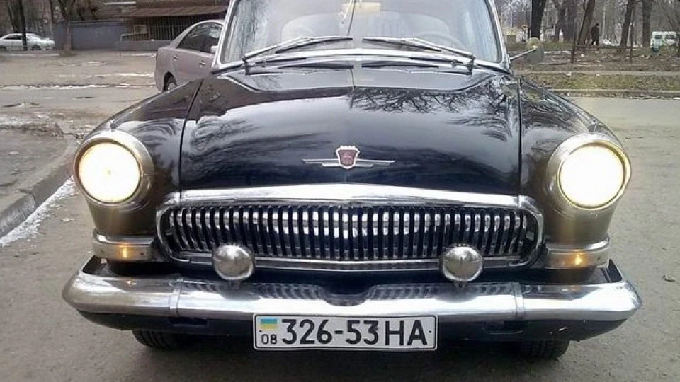 ГАЗ 21 чорна ластівка 3