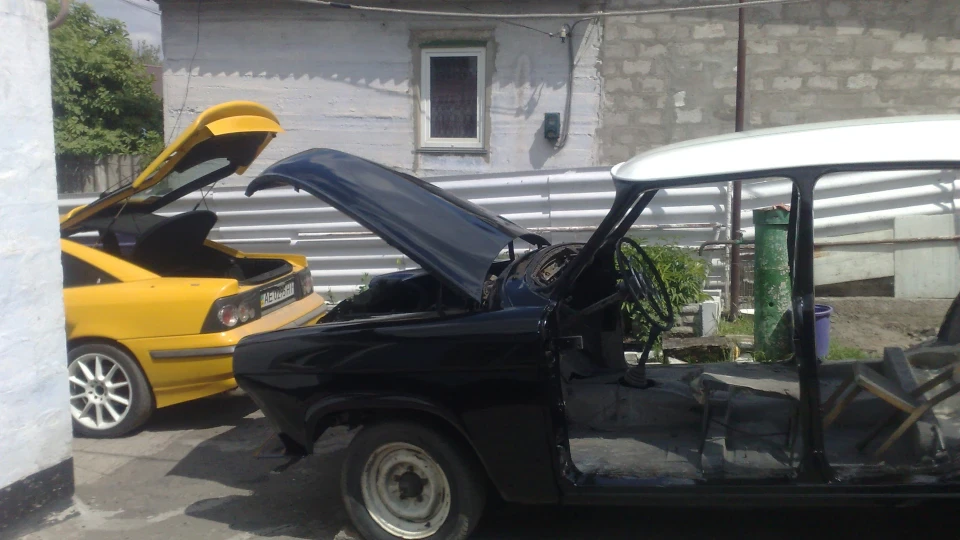 ГАЗ 21 Чорна Блискавка 2