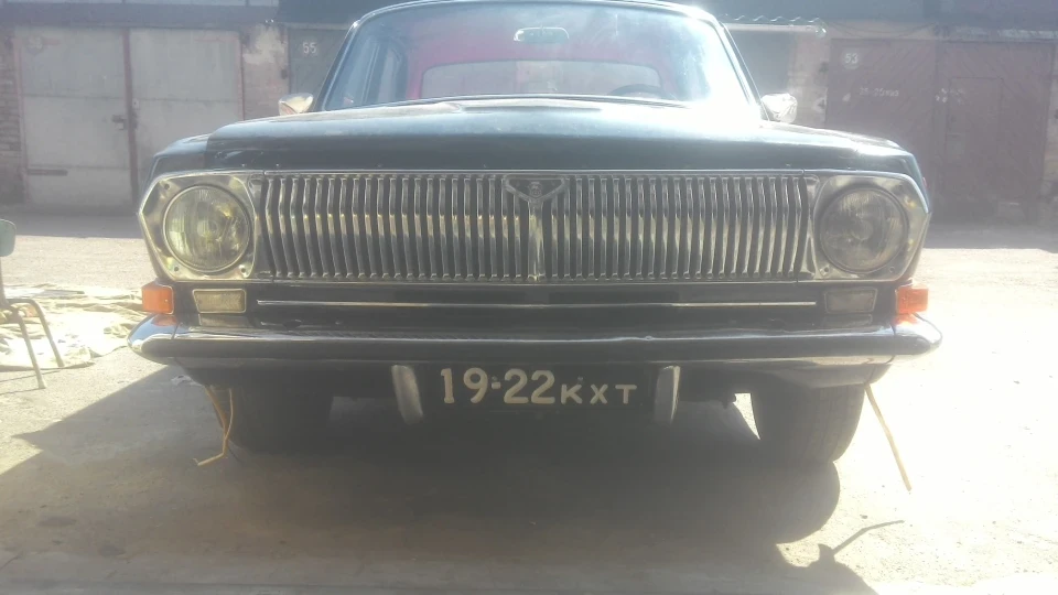 ГАЗ 24 Чорна 2