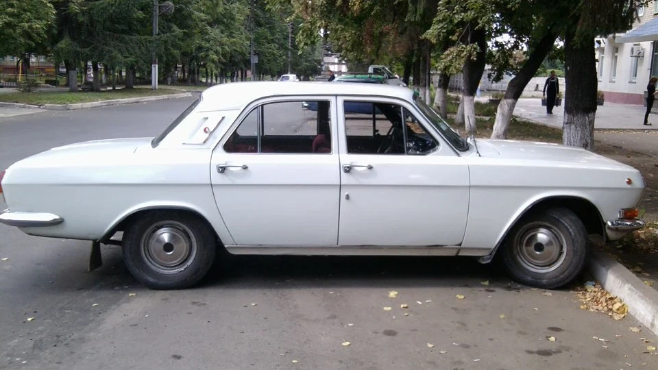 ГАЗ 24 Есхар V8 300 к.с. 2